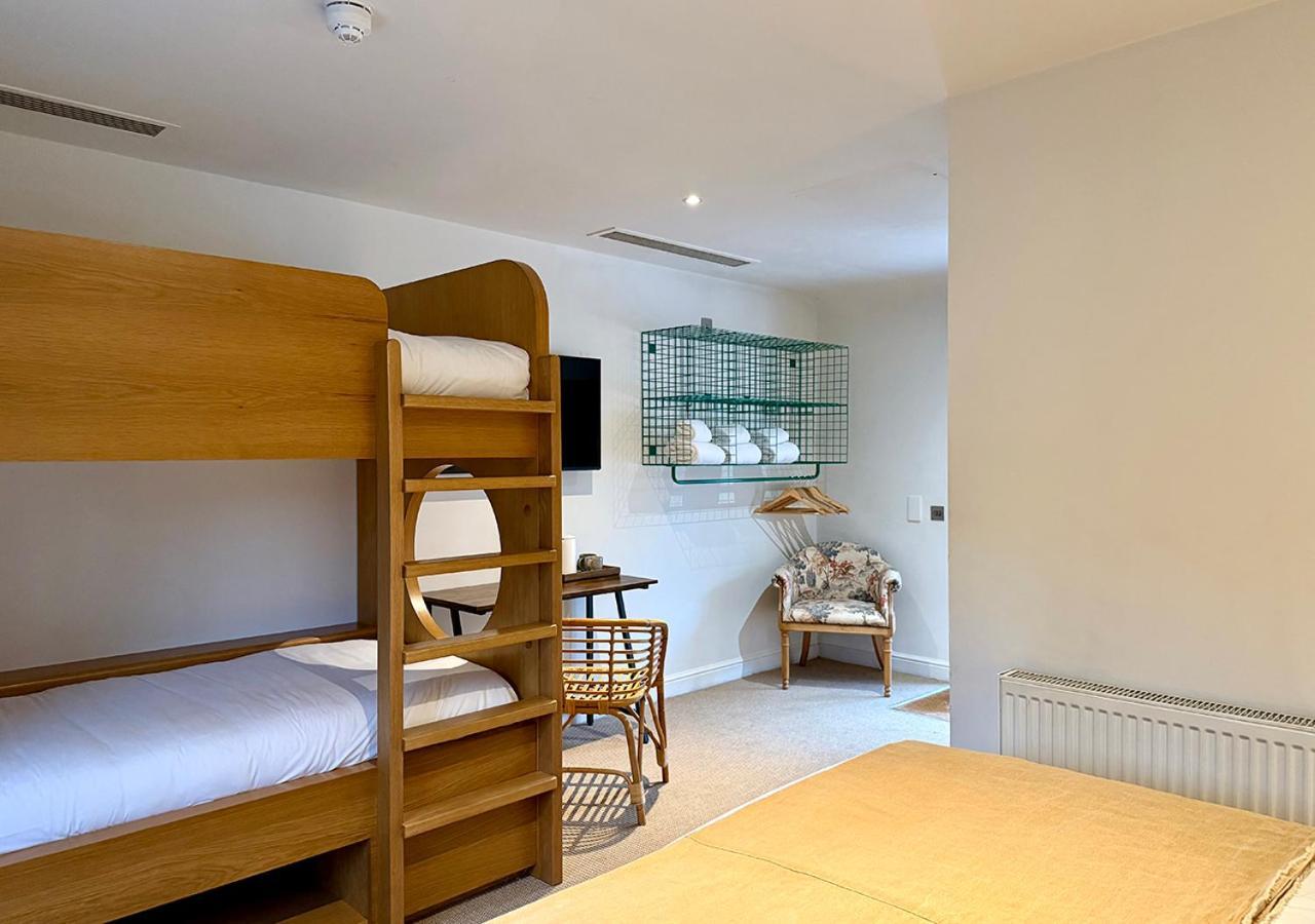 Hotel The Ridings At Theobalds Park Goff's Oak Exterior foto